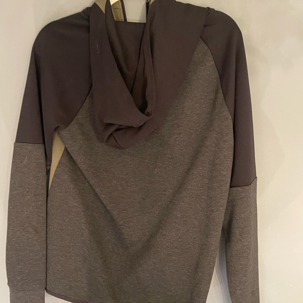 Express Jacket - Picture 2 of 4
